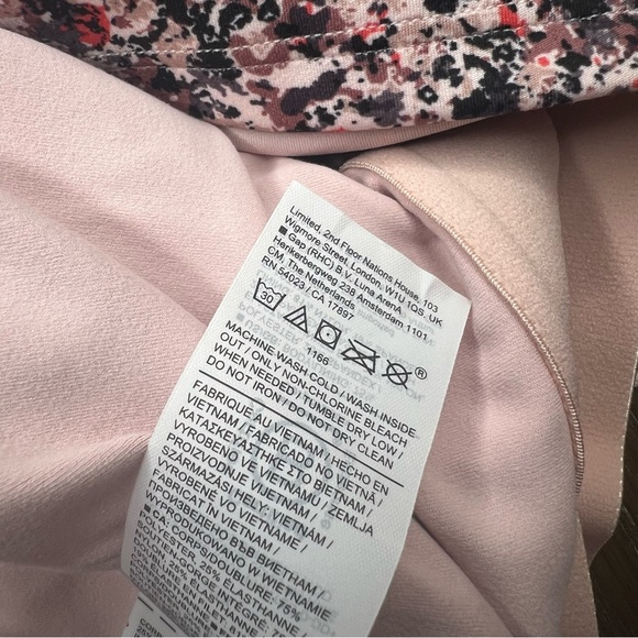 Athleta Conscious Crop Sports Bra Size 3X NWOT Pink Multi Yoga Gym - Picture 13 of 16